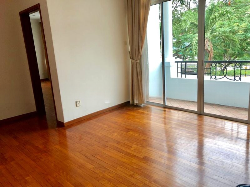 CLEMENTIWOODS CONDOMINIUM 4