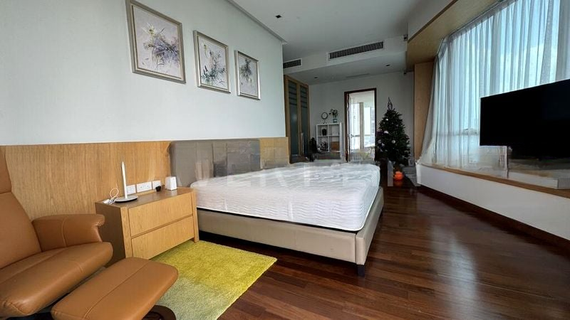 ST THOMAS SUITES 12
