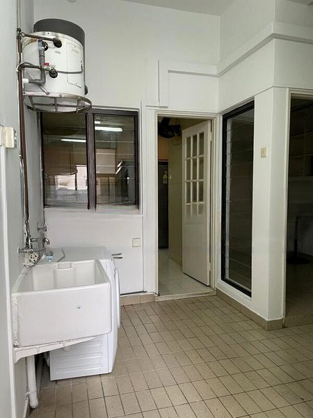 REGENCY PARK 8