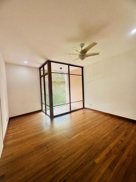 BOURNEMOUTH EIGHT 15