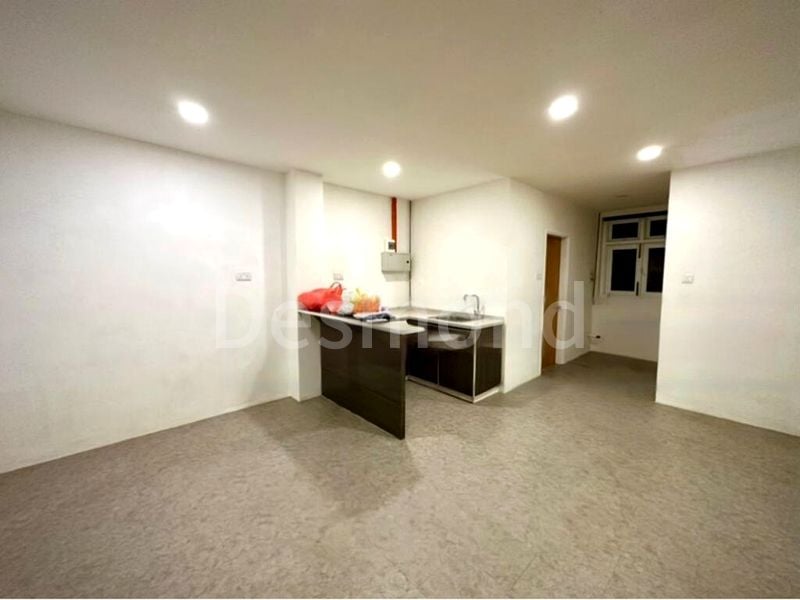 PETAIN RD/TYRWHITT RD CONSERVATION AREA 10