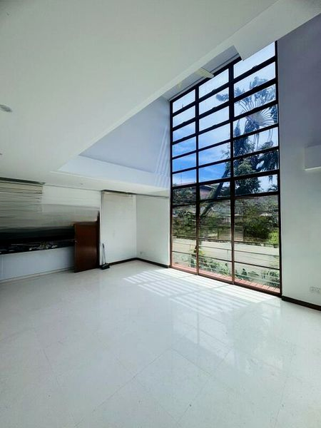 BOURNEMOUTH EIGHT 13