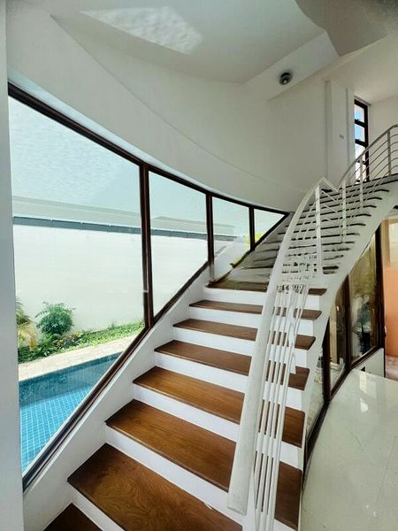 BOURNEMOUTH EIGHT 11