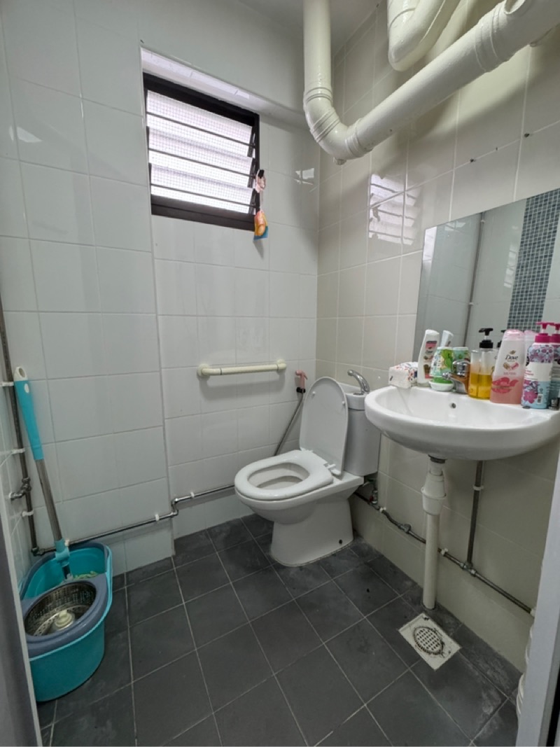 SERANGOON NTH AVE 1 7