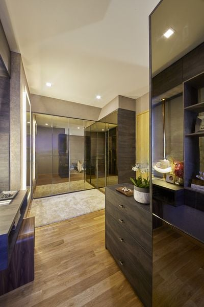 THE PEAK @ CAIRNHILL II 8