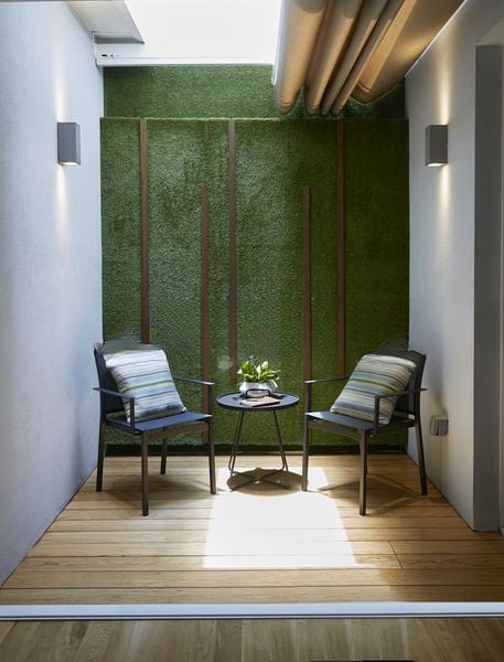 THE PEAK @ CAIRNHILL II 10