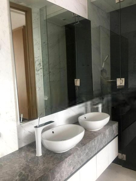 111 EMERALD HILL 8