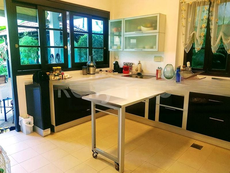 GREEN HILL ESTATE 8