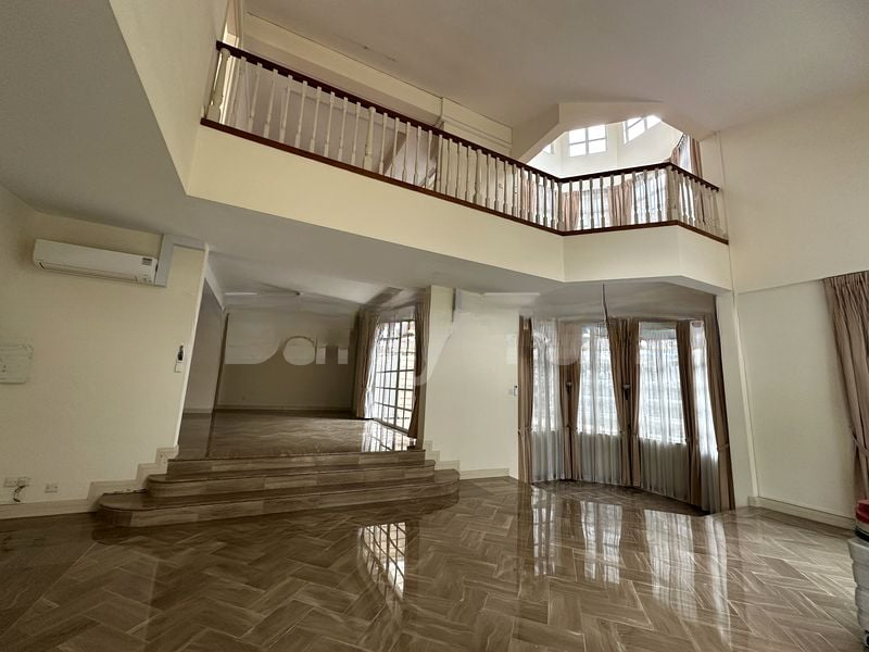 WOODGROVE ESTATE 10