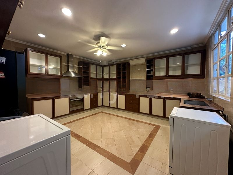 WOODGROVE ESTATE 4
