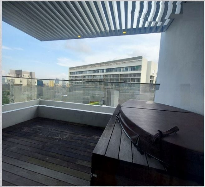 THE PEAK @ CAIRNHILL II 10