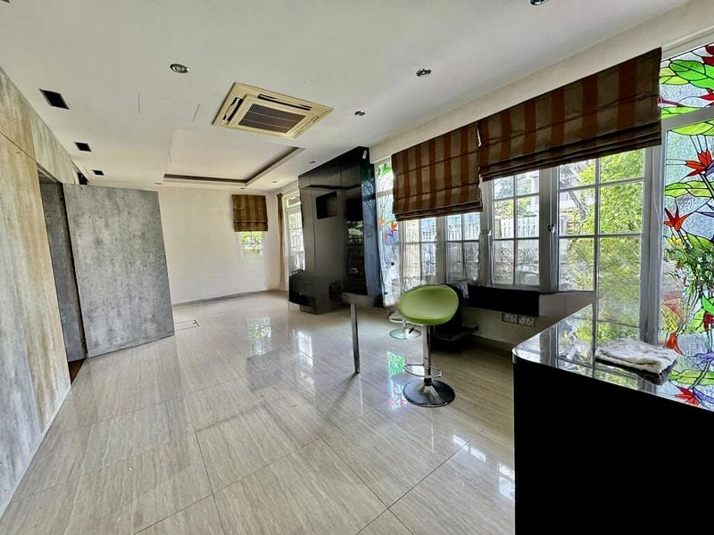 ADELPHI PARK ESTATE 5