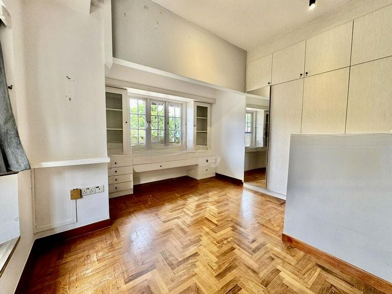 ADELPHI PARK ESTATE 11