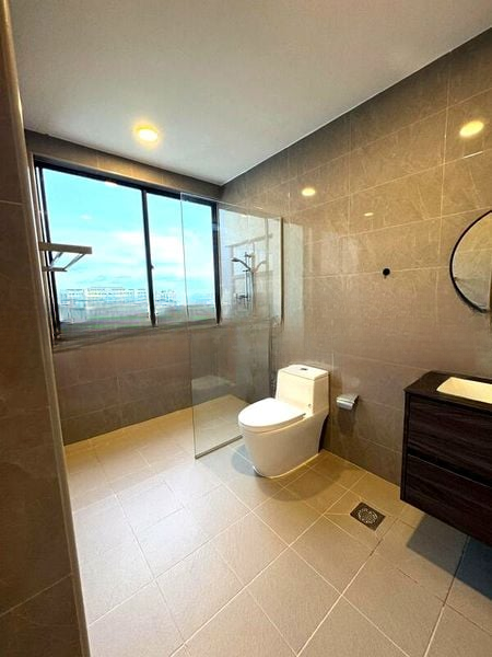 WINDY HEIGHTS 10