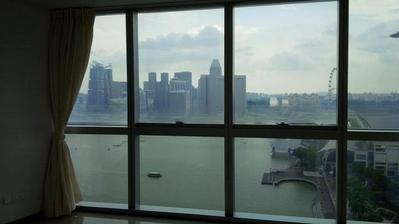 MARINA BAY RESIDENCES 12