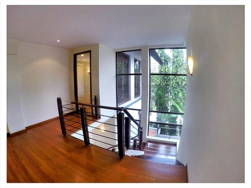 WOODGROVE ESTATE 10