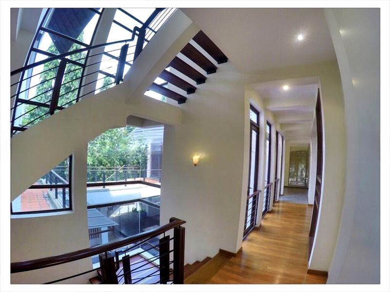WOODGROVE ESTATE 11