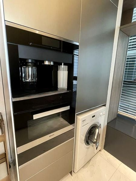 SOUTH BEACH RESIDENCES 11