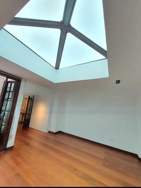 EMERALD APARTMENTS 3