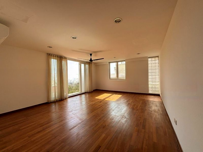 OPERA ESTATE 10