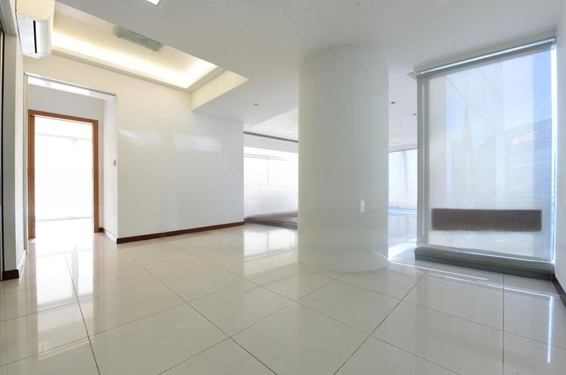 THE SAIL @ MARINA BAY 13