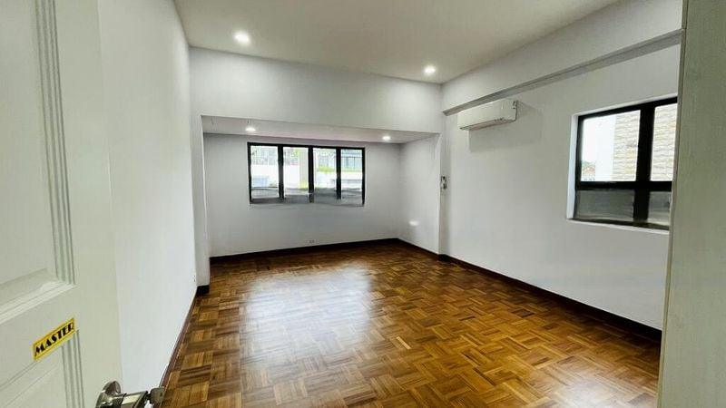 SHELFORD SUITES 10
