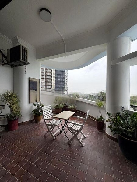 MANDARIN GARDENS 14