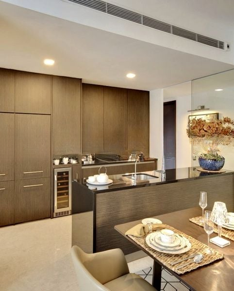 THE GRANGE 7