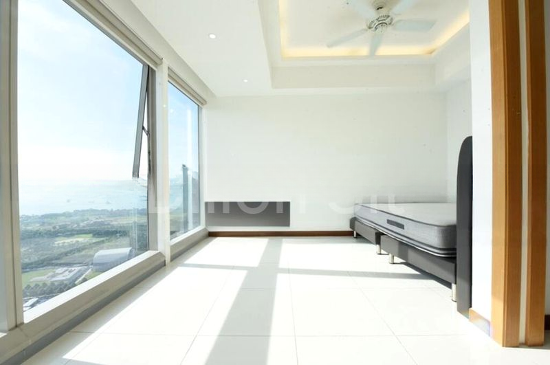 THE SAIL @ MARINA BAY 10