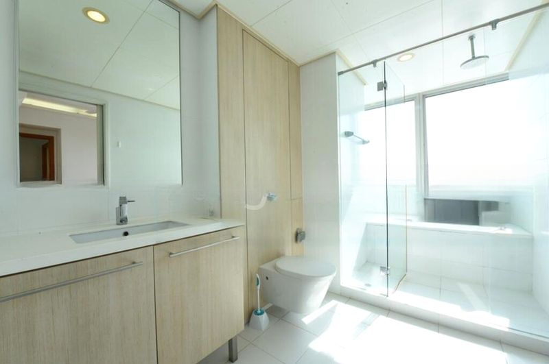 THE SAIL @ MARINA BAY 5