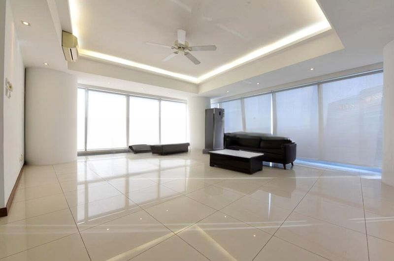 THE SAIL @ MARINA BAY 13