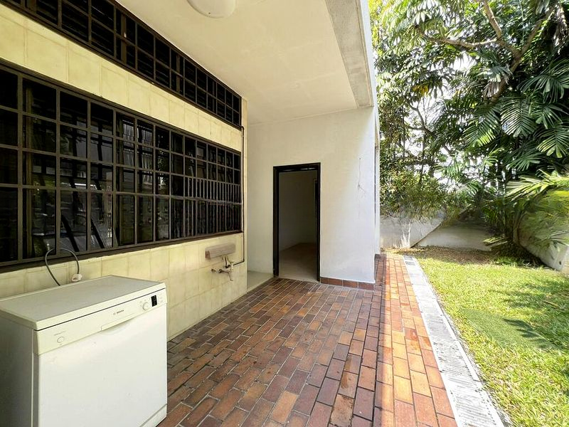 VICTORIA PARK VILLAS 10