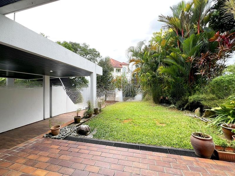 VICTORIA PARK VILLAS 1