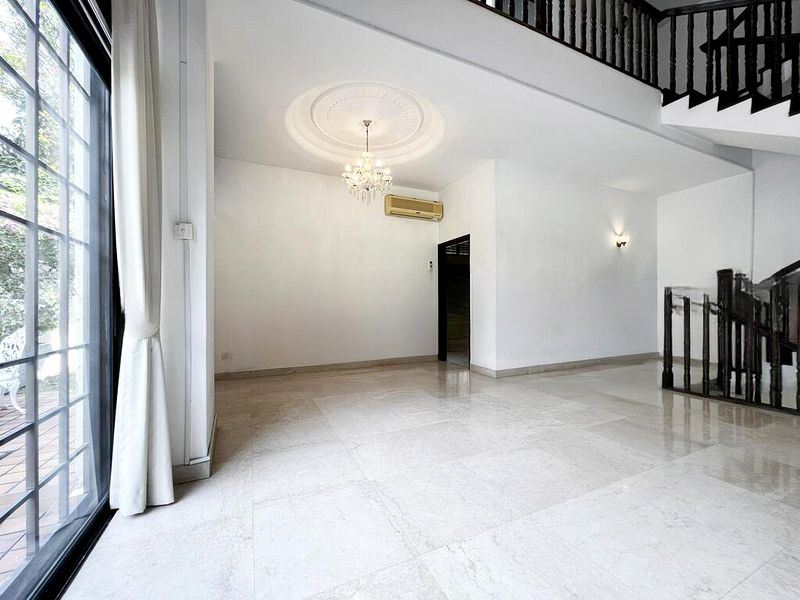 VICTORIA PARK VILLAS 7