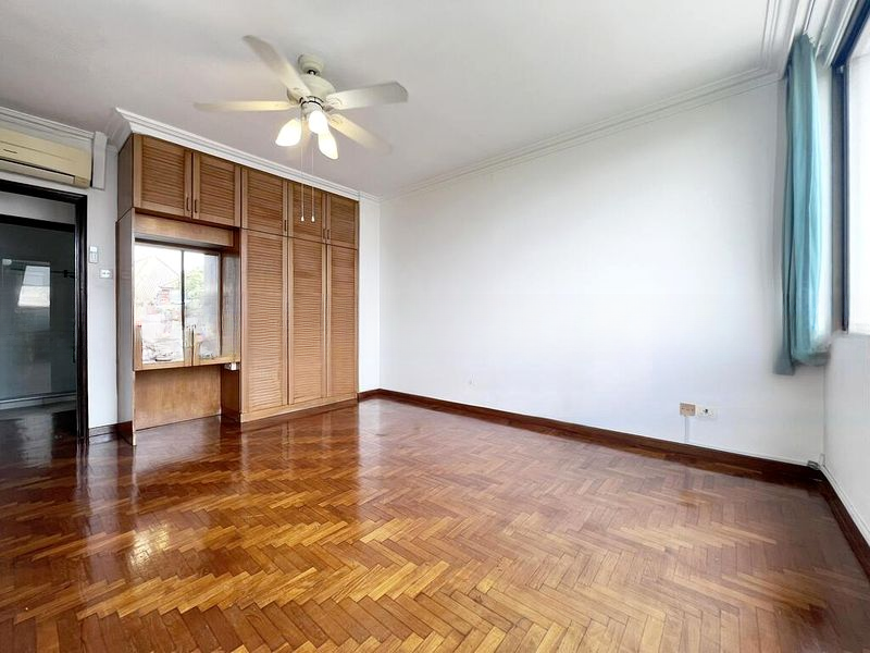 VICTORIA PARK VILLAS 14