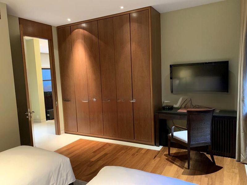 THE REEF AT KING'S DOCK 11