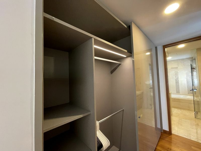THE WHITLEY RESIDENCES 10