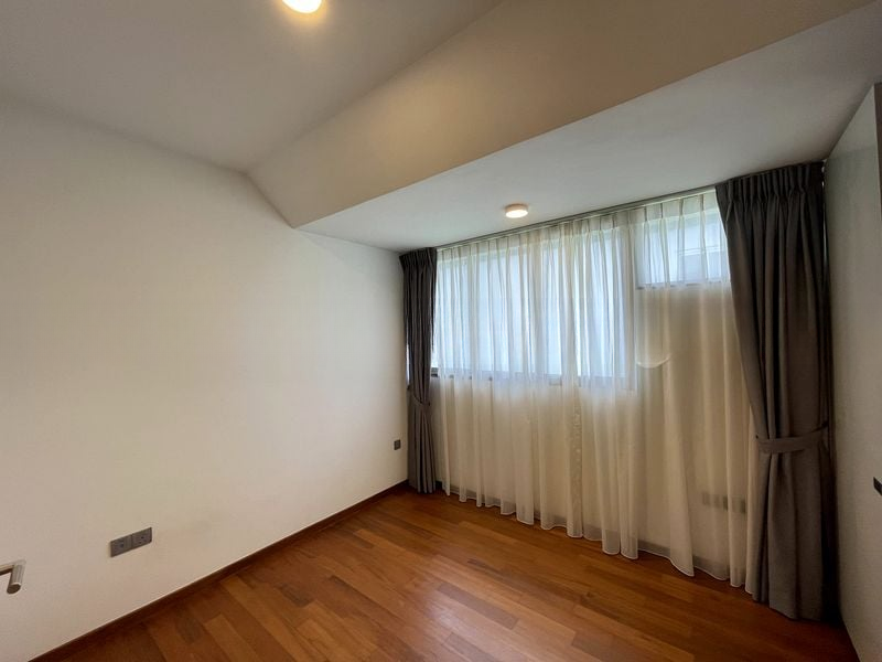THE WHITLEY RESIDENCES 9