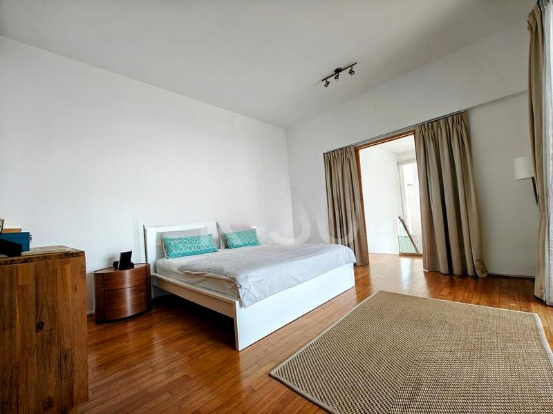 LEONIE HILL RESIDENCES 8