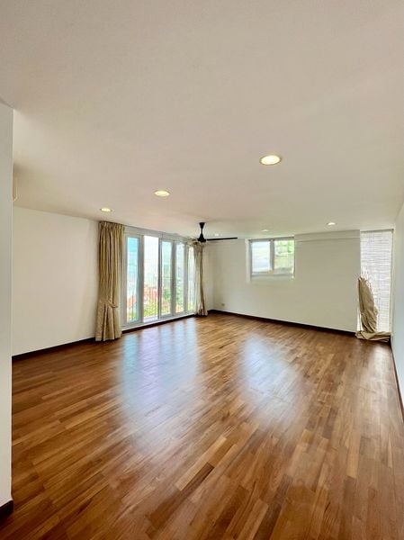 OPERA ESTATE 8