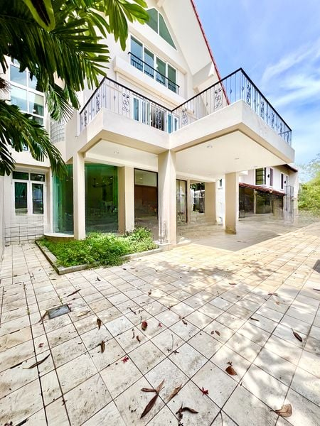 OPERA ESTATE 2