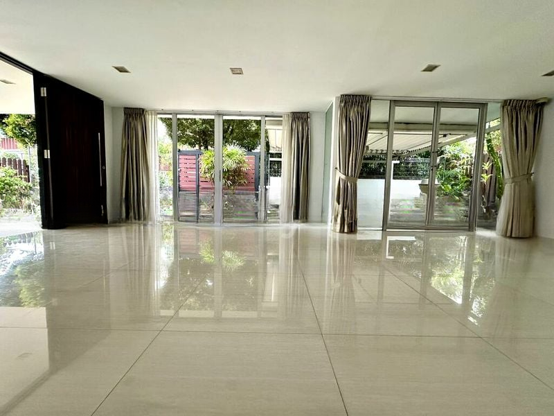 THOMSON VIEW CONDOMINIUM 10