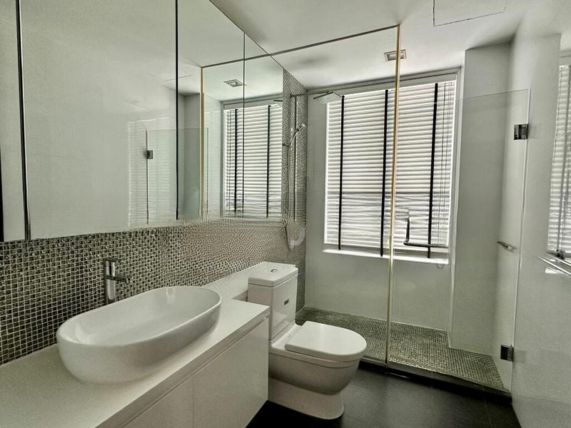 THOMSON VIEW CONDOMINIUM 2