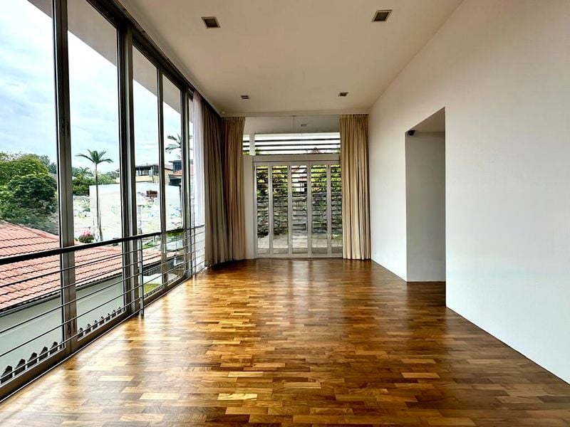 THOMSON VIEW CONDOMINIUM 5