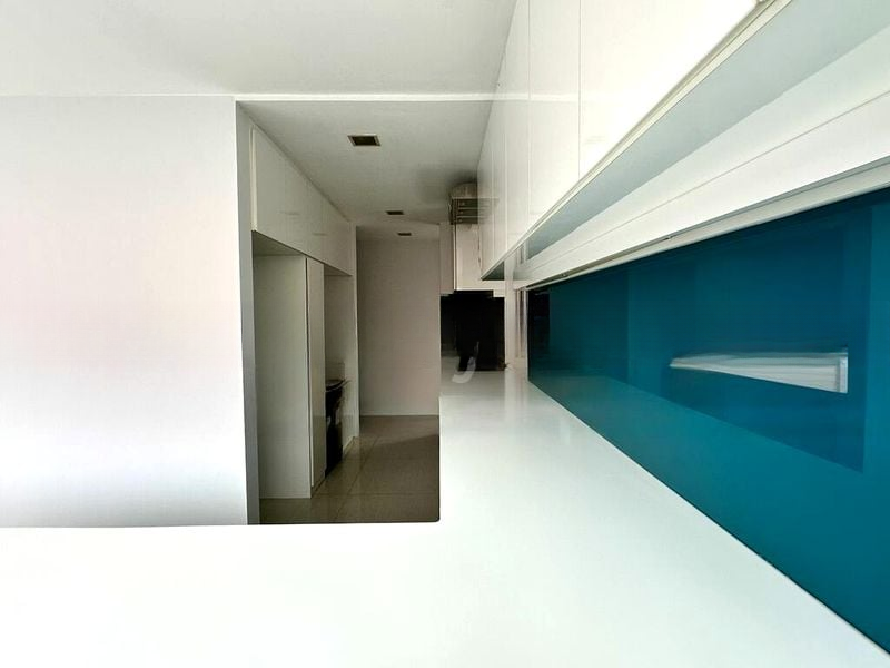 THOMSON VIEW CONDOMINIUM 8