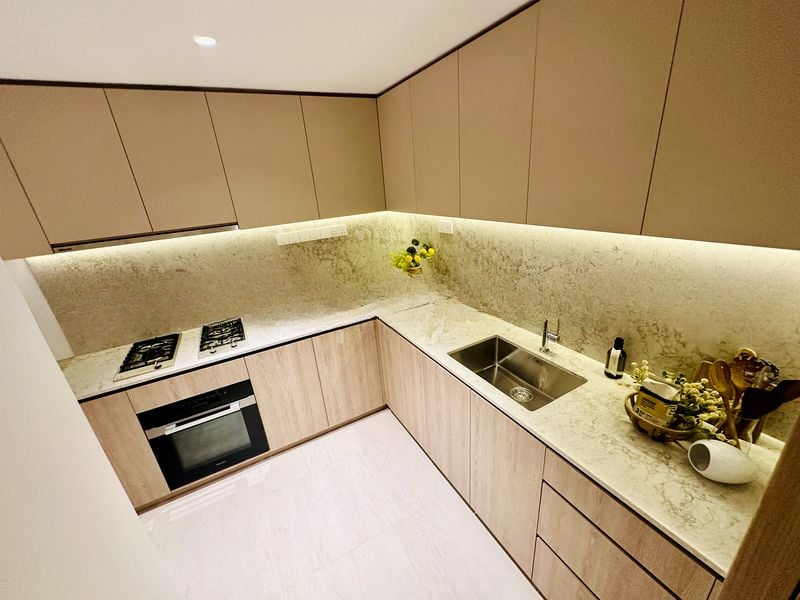 BLOOMSBURY RESIDENCES 11