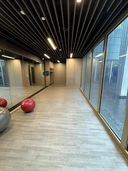 THE REEF AT KING'S DOCK 2