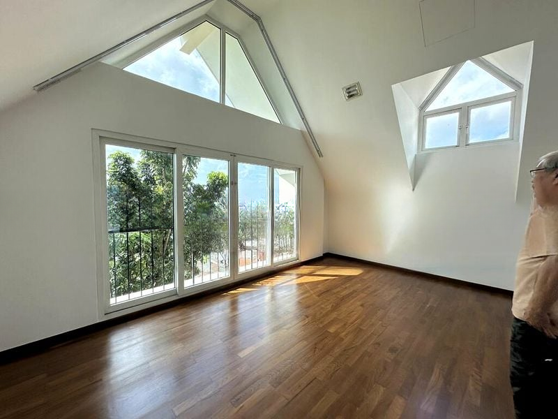 OPERA ESTATE 9