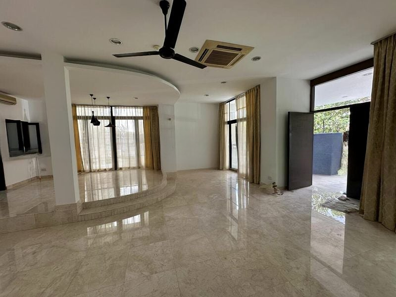 OPERA ESTATE 10