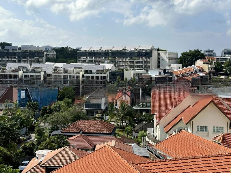 OPERA ESTATE 4